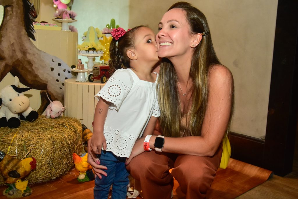 Alice E Isabella Rezende (1)
