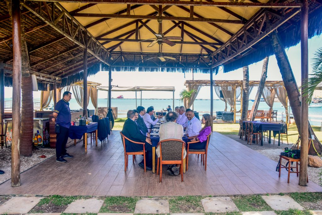Almoço Com O Ministro Do Turismo Carlos Brito No Iate Clube (19)