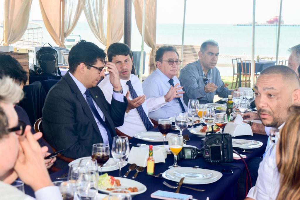 Almoço Com O Ministro Do Turismo Carlos Brito No Iate Clube (20)