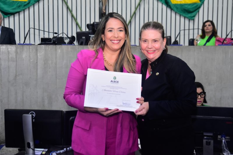 Reconhecimento - CRIO é homenageado em sessão solene alusiva ao Outubro Rosa, na Assembleia Legislativa do Ceará