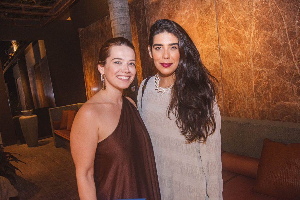 Anik Mourao E Marina Bitu