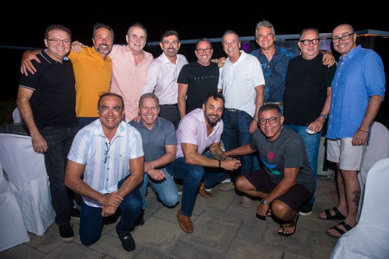 seis décadas - Ernani Prudente completa 60 anos e comemora a data ao lado de amigos