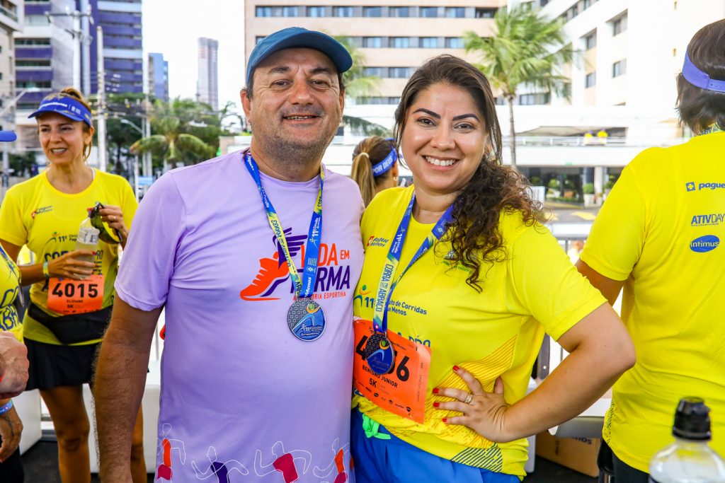 Benigno Junior E Analu Bezerra