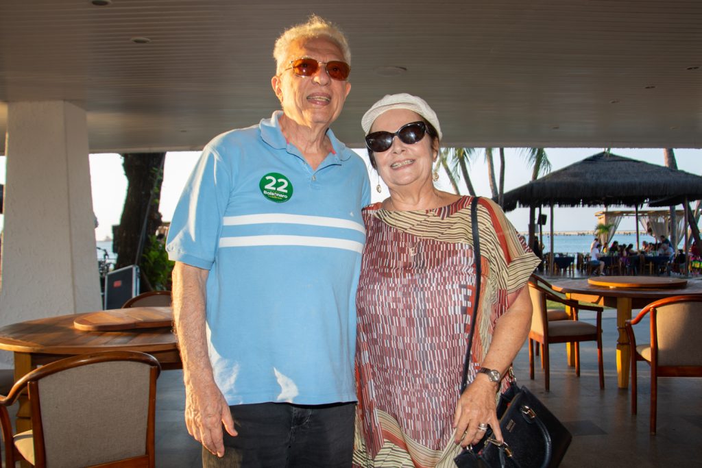 Boghos Boyadjian E Ester Wayne