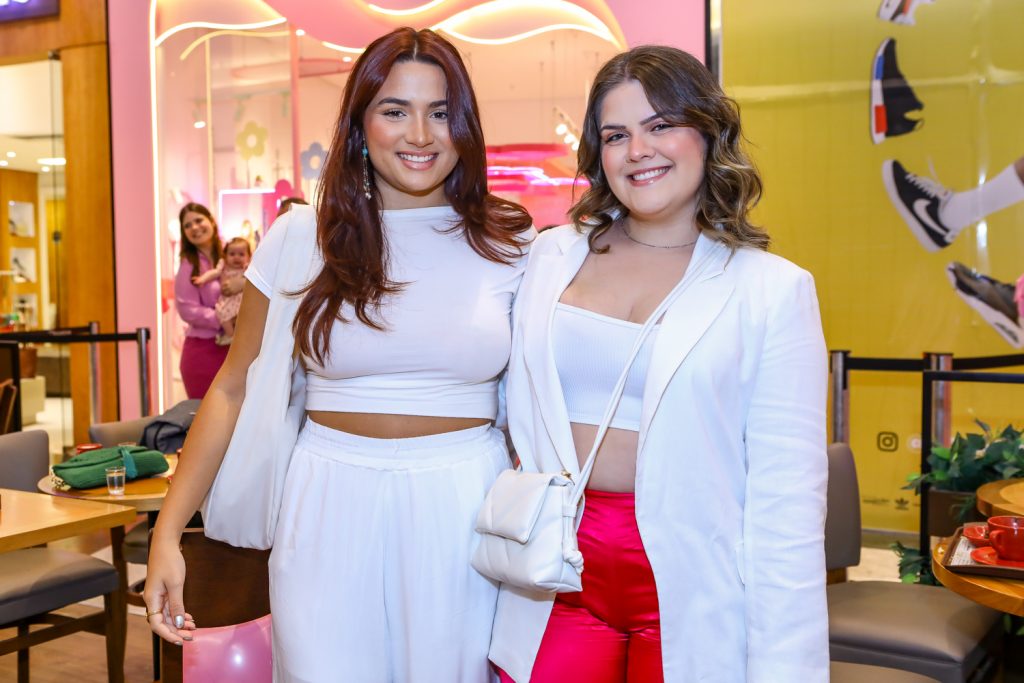 Bruna Pontes E Carolina Rodrigues (1)