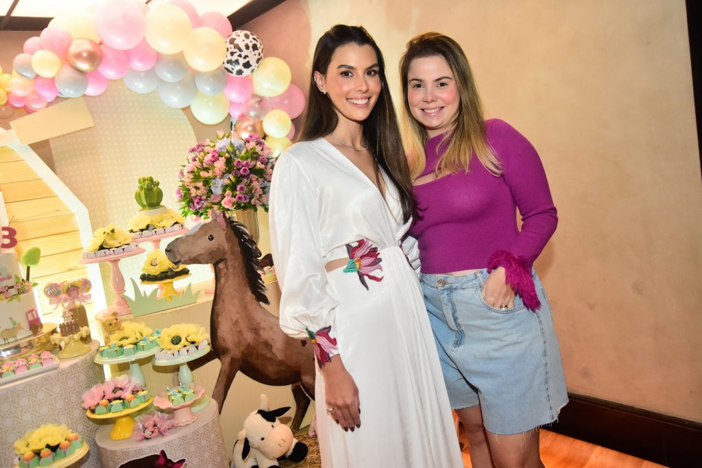 Camila Melo E Morgana Bessa (1)