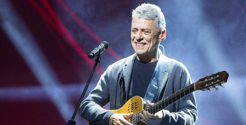 Chico Buarque se apresenta no Centro de Eventos neste final de semana