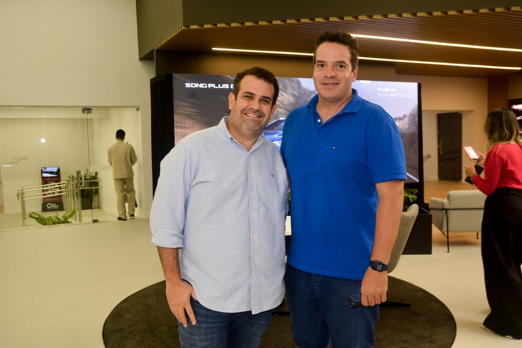 Claudio Henrique Câmara E Thiago Holanda (2)