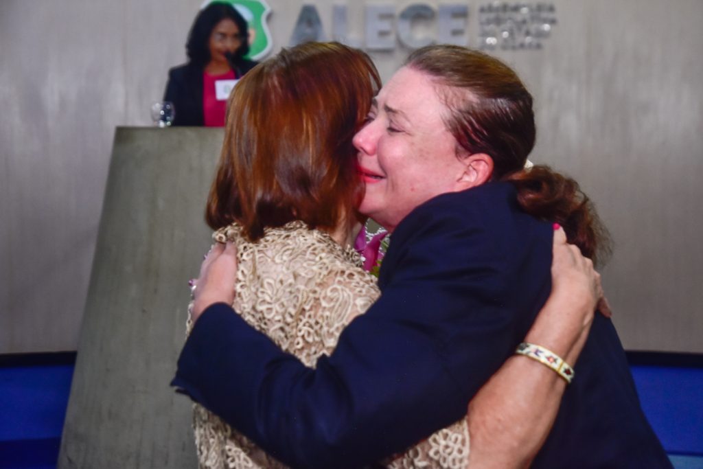 Clebia Dantas E Fernanda Pessoa (1)