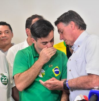 Wagner diz que aceita ter Bolsonaro em palanque, mas refuta ser apadrinhado: “Meu padrinho é o povo de Fortaleza”
