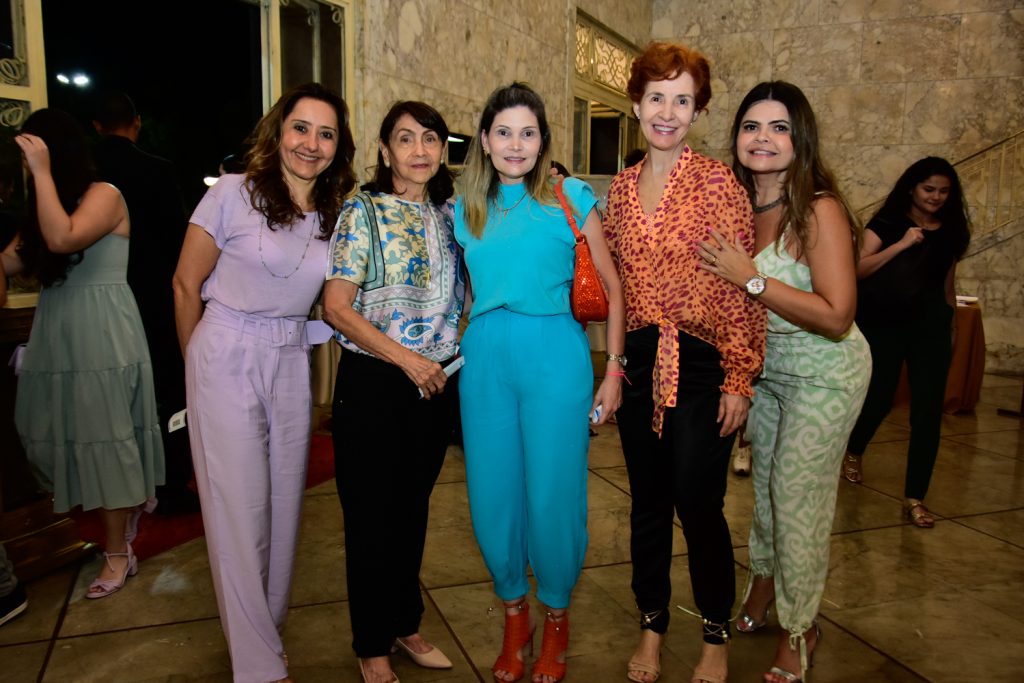 Elizabeth Catunda, Erlene Catunda, Luciana Marrocos, Marion Purcaru E Marcela Franco