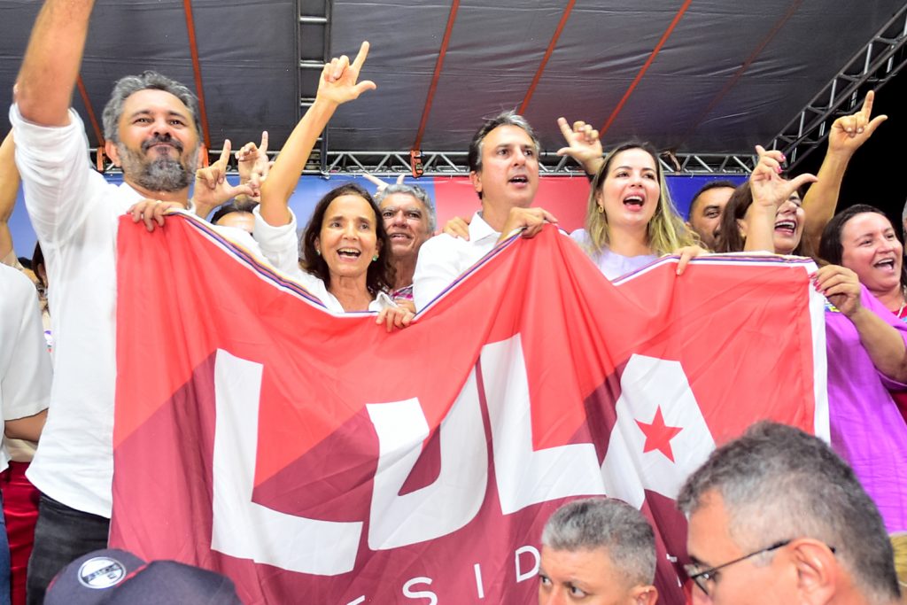 Elmano De Freitas, Izolda Cela E Camilo E Onélia Santana (19)