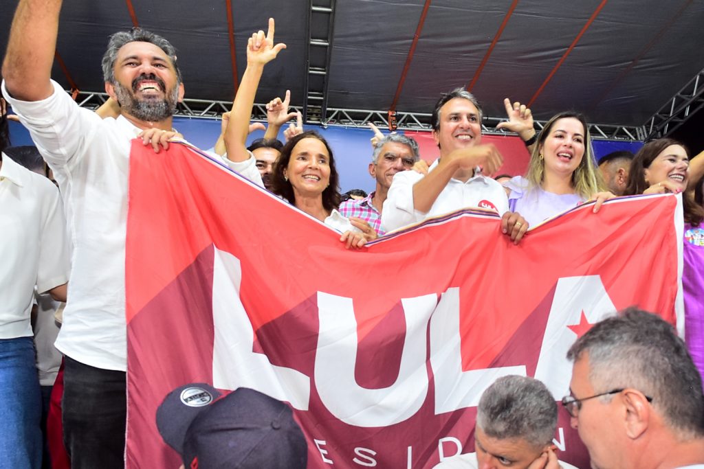Elmano De Freitas, Izolda Cela E Camilo E Onélia Santana (20)