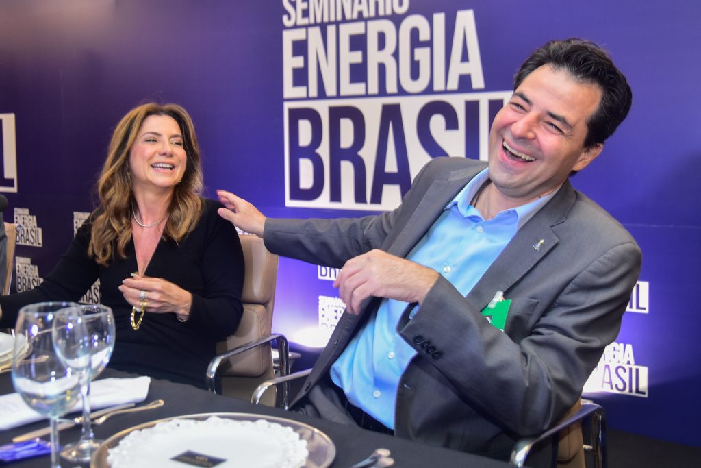 Emília Buarque E Adolfo Sachsida (9)