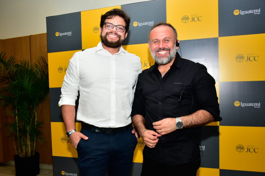 Ezaú Clementino E Rai Meireles (2)