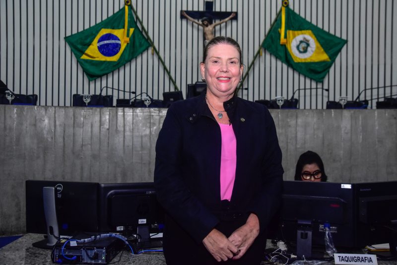 Reconhecimento - CRIO é homenageado em sessão solene alusiva ao Outubro Rosa, na Assembleia Legislativa do Ceará