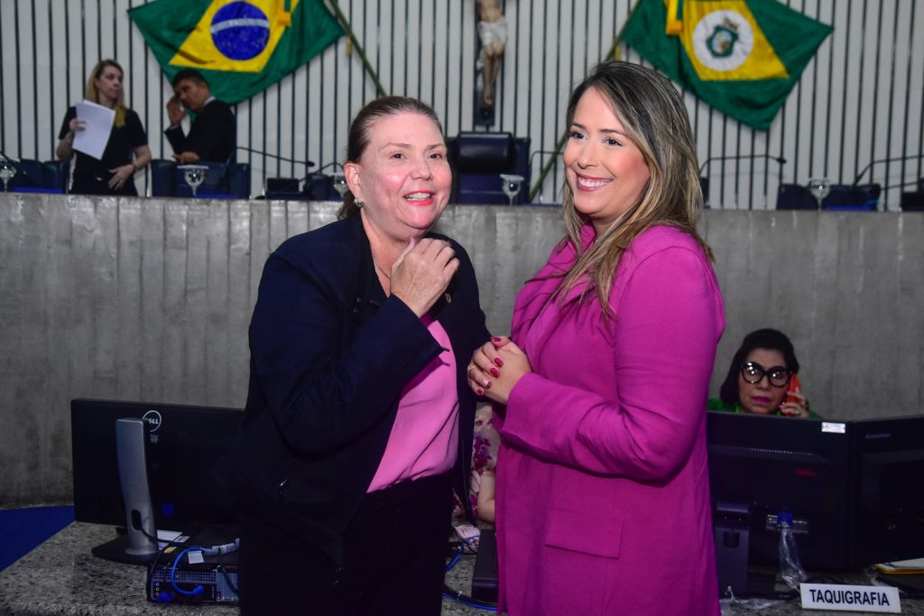 Fernanda Pessoa E Amanda Veras Cortez (3)