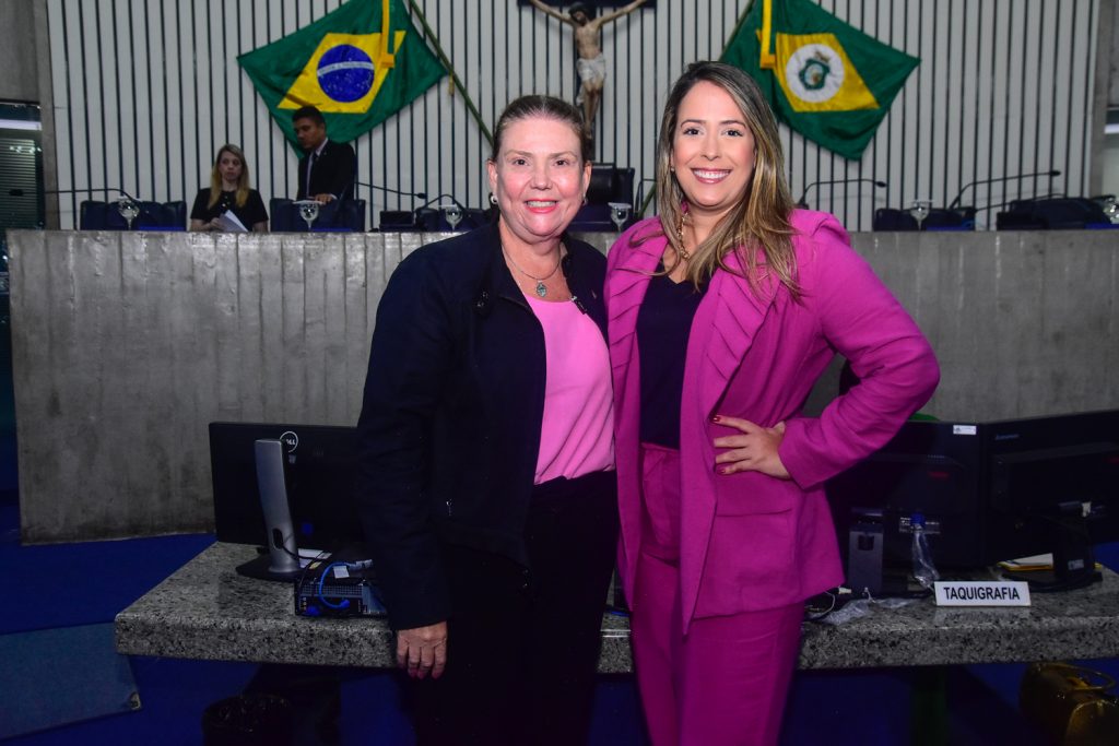 Fernanda Pessoa E Amanda Veras Cortez (4)