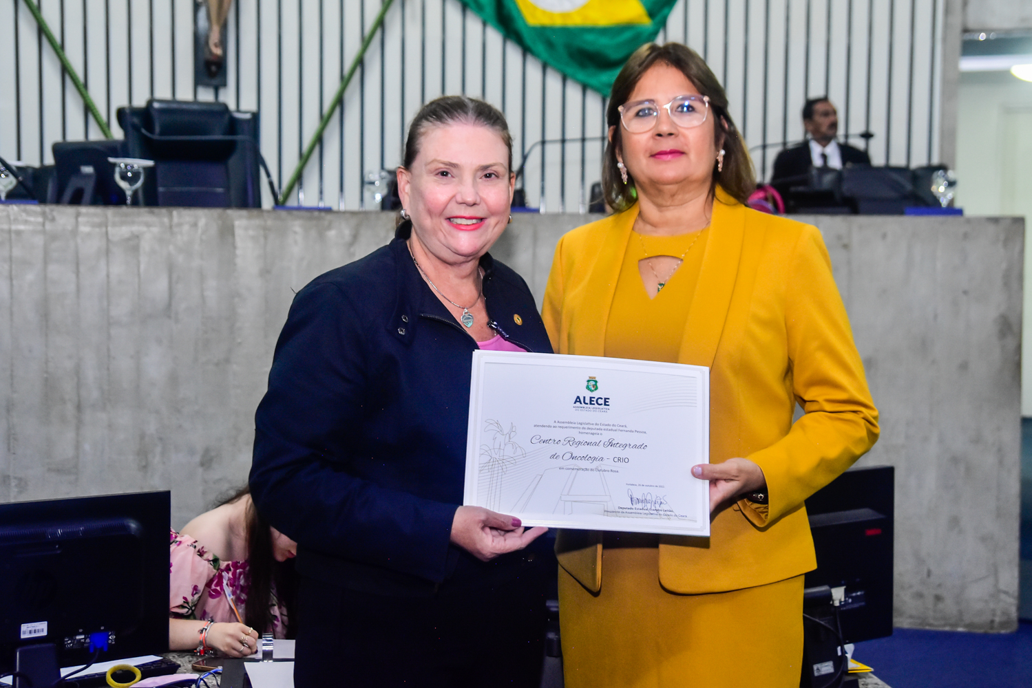 CRIO é homenageado em sessão solene alusiva ao Outubro Rosa, na Assembleia Legislativa do Ceará