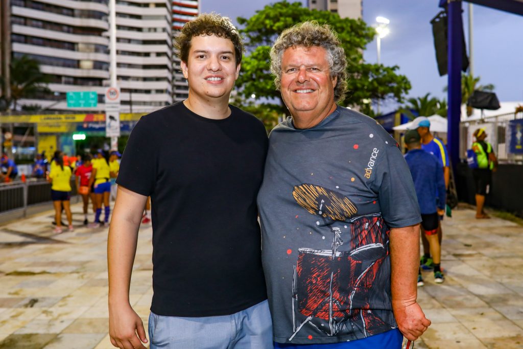 Guilherme E Evandro Colares