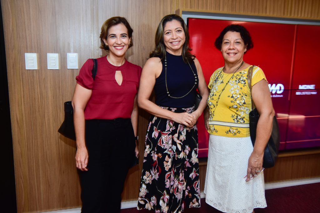 Helaine Oliveira, Moema Soares E Cida Parente (1)