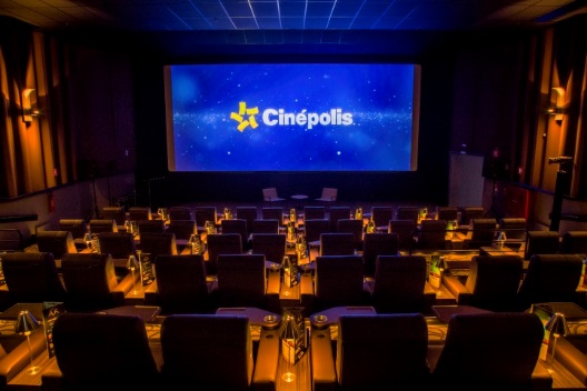 Salas de Cinema VIP do shopping RioMar Fortaleza realiza preço promocional para os clientes