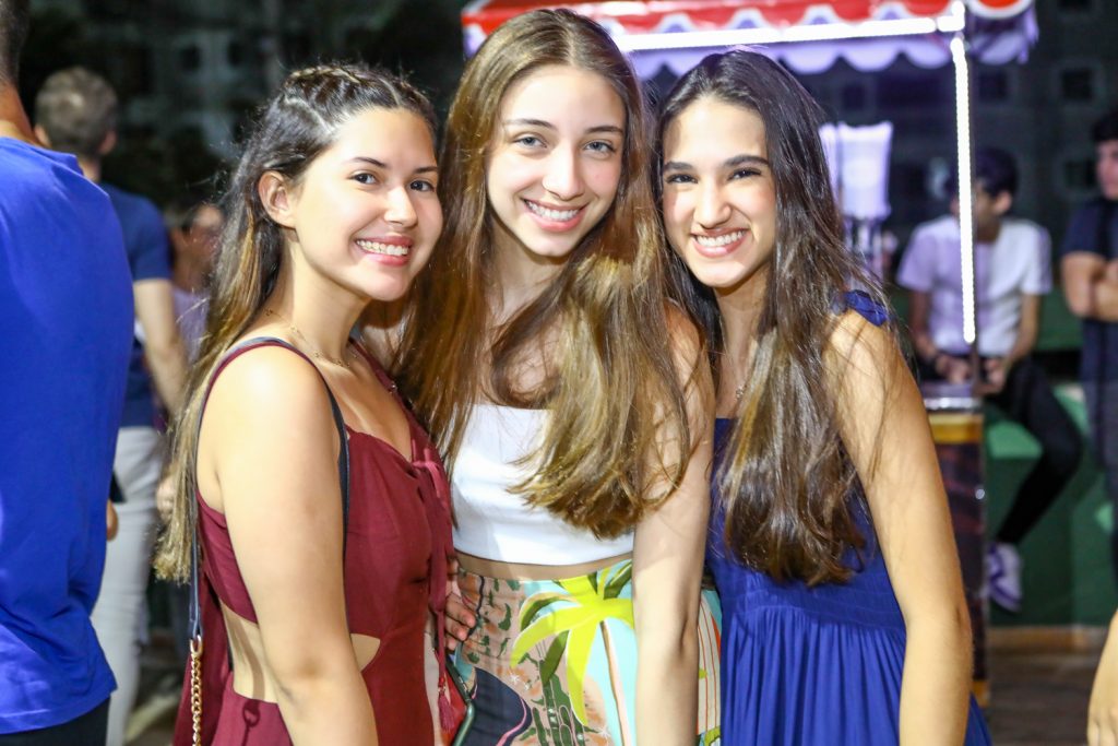 Isabelle Henrique, Lis Herbister E Manoela Pegado (1)
