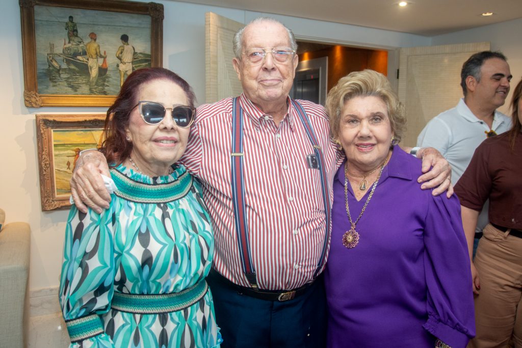 Itala E Edson Ventura, Consuelo Dias Branco