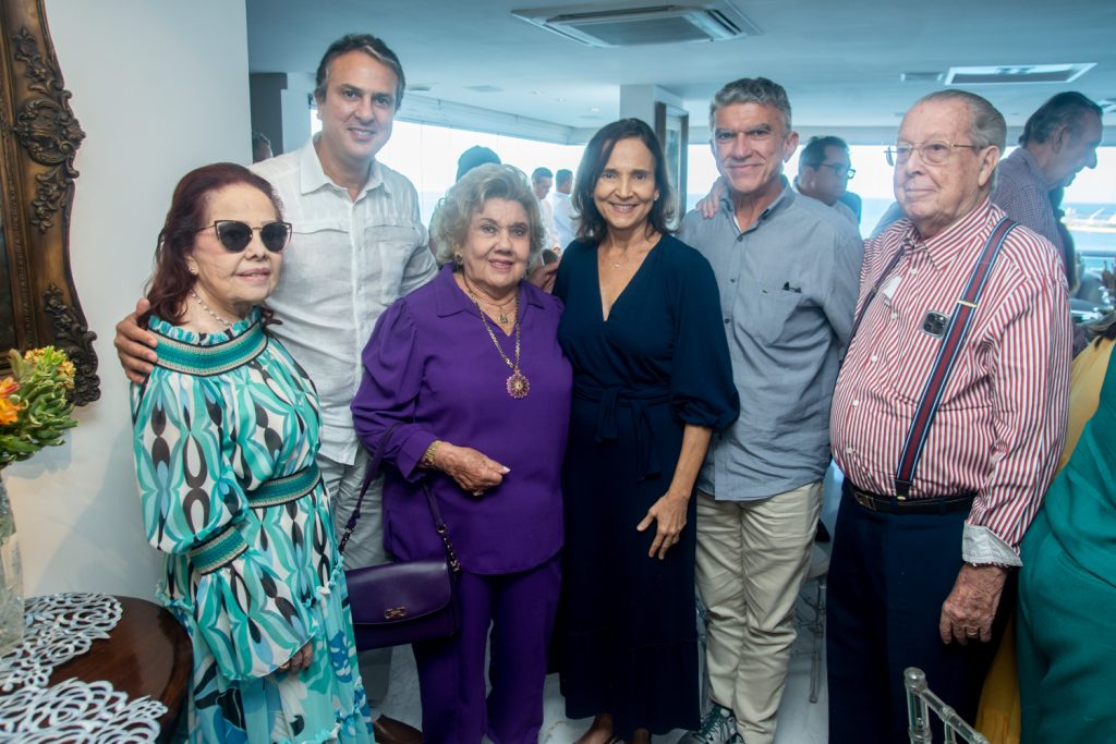Itala Ventura, Camilo Santana, Consuelo Dias Branco, Izolda Cela, Veveu Arruda E Edson Ventura