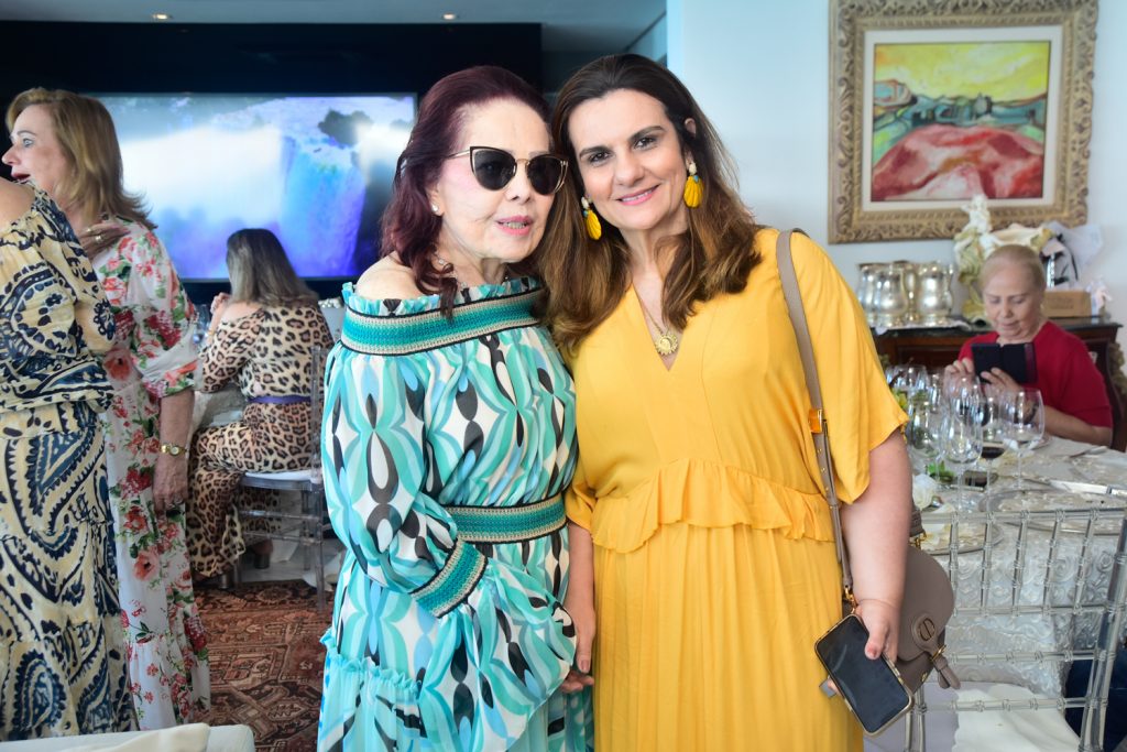 Itala Ventura E Nagila Correa