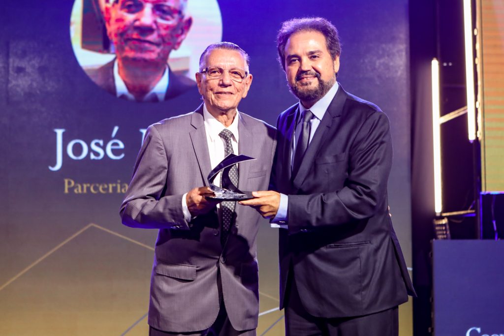 Jose Maria E Tomaz Rocha