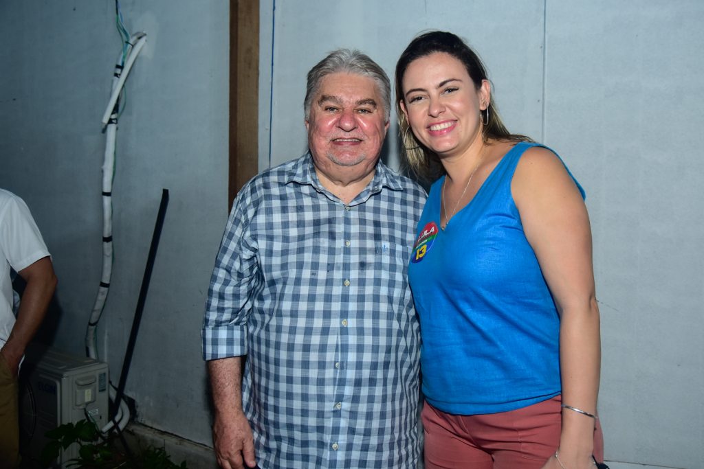 Júlio César Costa Lima E Camila Cardoso (2)