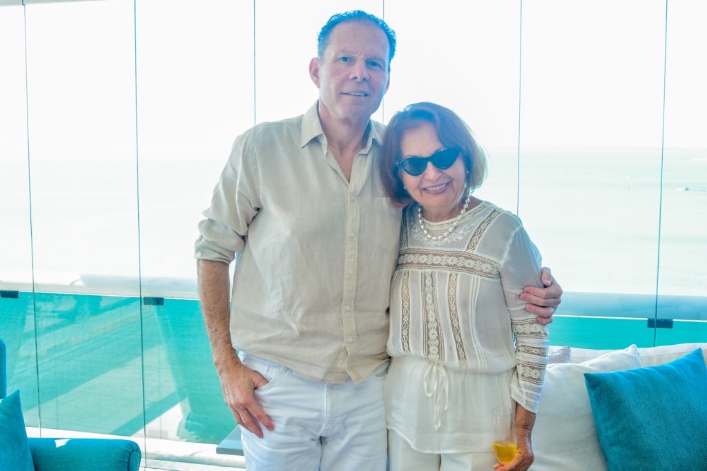 Julio Ventura E Tania Holanda