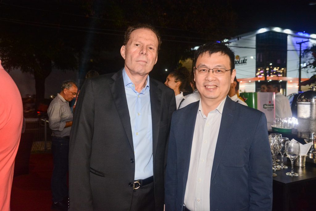 Júlio Ventura E Tyler Li (1)