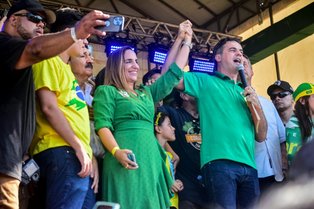 Kamila Cardoso E Capitão Wagner (1)