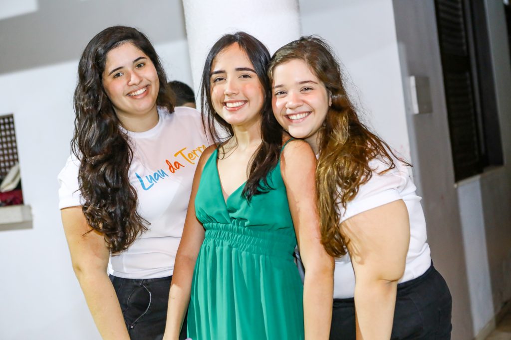 Larissa Bastos, Julia Bezerra E Natalia Fiuza