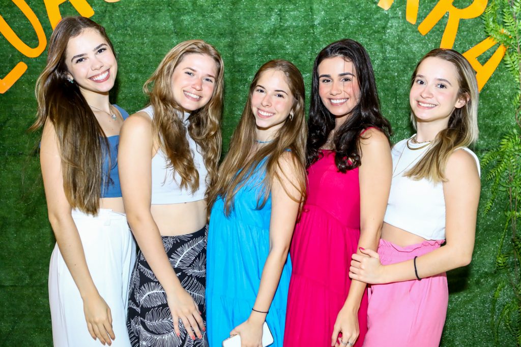Liana Ximenes, Carolina Bessa, Lara Macedo, Leticia Timbo E Lia Abreu (2)