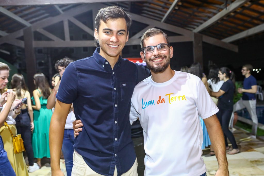 Lucas E Davi Sales (1)