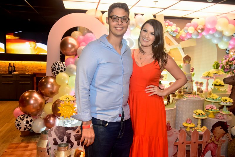 Rá-tim-bum - Em clima de alegria, Camila Melo e Victor Moreira festejam os 3 aninhos de Maria Fernanda