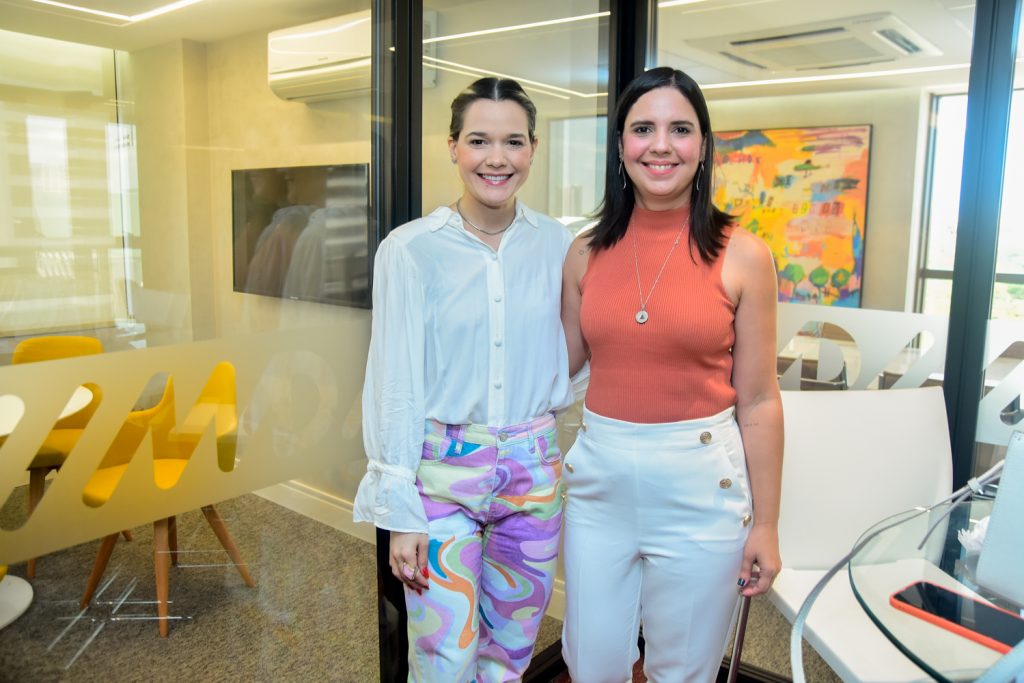 Maira Costa E Flavia Oliveira (1)