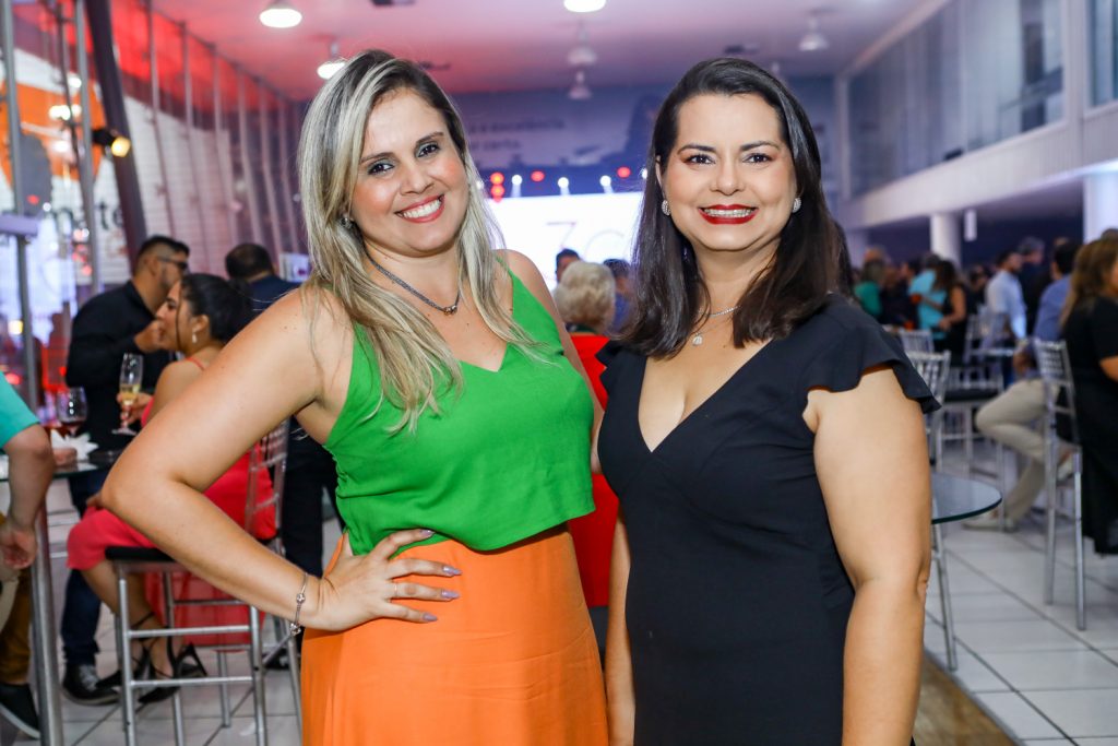 Mara Bezerra E Ana Elidia (1)