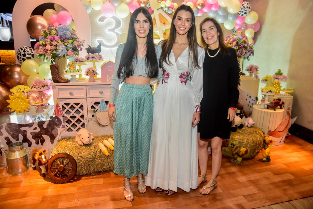 Marcela Salazar, Camila Melo E Denise Salazar (2)