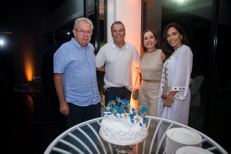 seis décadas - Ernani Prudente completa 60 anos e comemora a data ao lado de amigos
