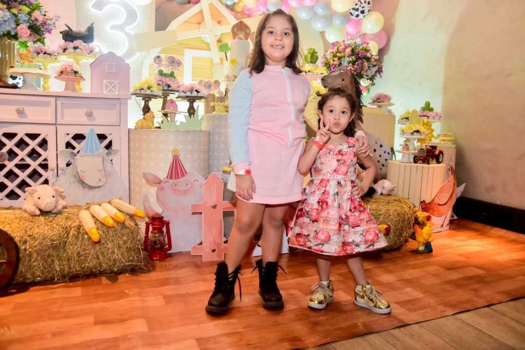 Maria Clara E Valentina Rebouças (1)