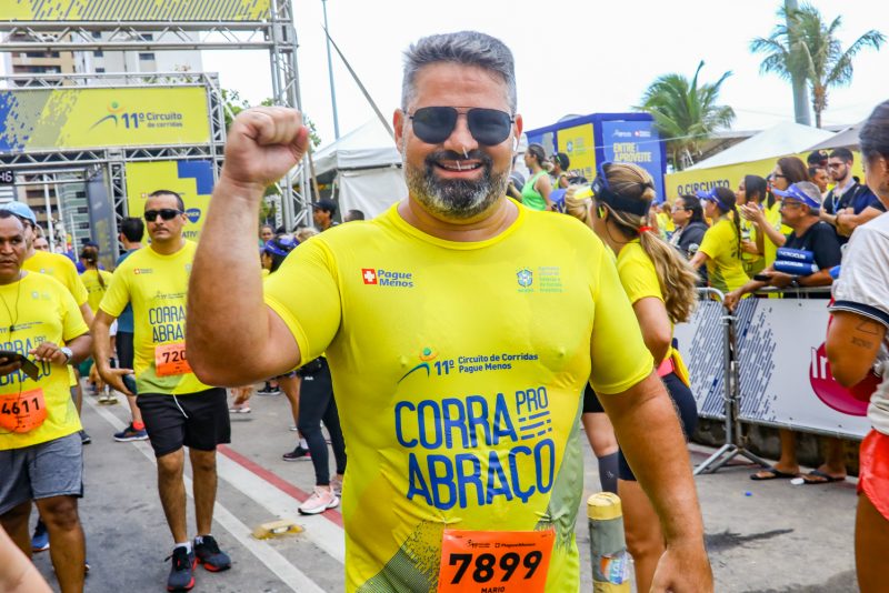 SAÚDE E QUALIDADE DE VIDA - 11º Circuito de Corridas Pague Menos reúne uma turma cheia de energia na Praia de Iracema