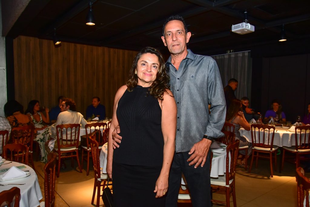 Mary E Wellington Moura (2)