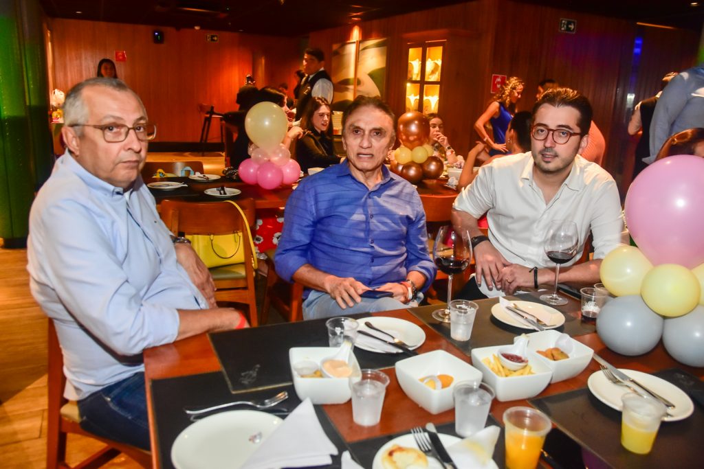 Odilon Peixoto, Iramara E Victor Moreira (2)