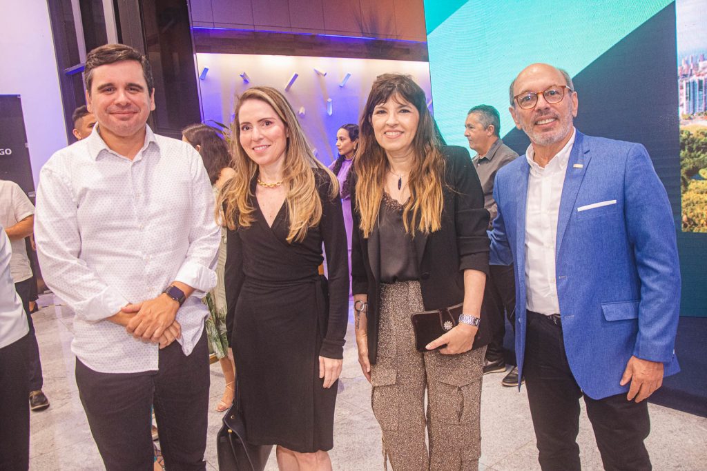 Pedro Meneleu, Agueda Muniz, Paula Frota E Andre Montenegro