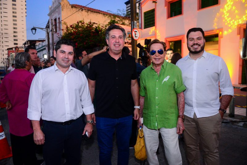 REDUÇÃO TRIBUTÁRIA - Élcio Batista sanciona lei que prevê ampliação de área com incentivos fiscais na Praia de Iracema