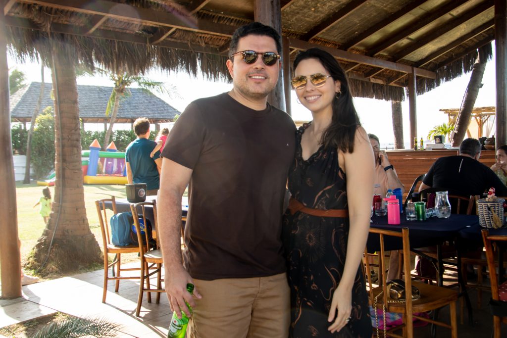 Rodrigo Castelo Branco E Juliana Quinderé